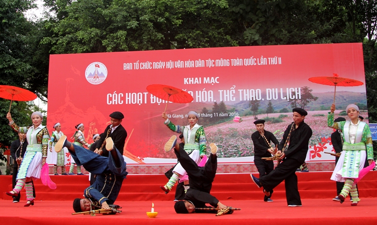 Tiếng khèn trong đời sống người Mông ảnh 1